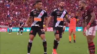 Gabigol tira onda com o vasco [upl. by Polk]