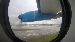 Bahamasair ATR 72600 Wing View Landing KMIA MIAMI  C6BFR  GoPro HD [upl. by Monney617]