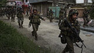 Philippines Fights Islamic Militants in Marawi [upl. by Akierdna]