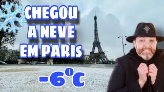 A NEVE CHEGOU EM PARIS [upl. by Nekcerb239]