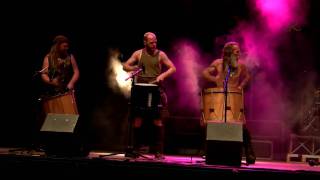 Celtica VDA 2010  CLANADONIA Live HD Peuterey Stage Valle dAosta  Italy [upl. by Luhar225]