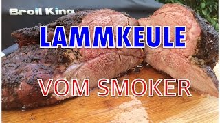 klassische Lammkeule vom Smoker  Klaus grillt [upl. by Brass]