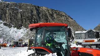 kubota L2602 ANDERMATT vidéo n° 1 2019 [upl. by Haleehs402]