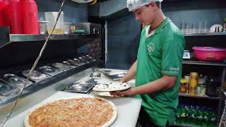 La Pinoz Pizza [upl. by Cown]