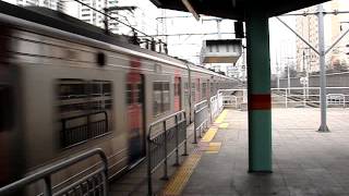 Korail Class 311000 Line 1 YongsanDongincheon rapid trains passing Gaebong [upl. by Terrel]