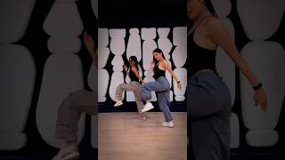 AsalameEIshqum  Dance trending  Sonali Bhadauria  shortsdance [upl. by Valina]