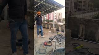 Solar panel free mein kaise lagaensolar panel setupshortvideo electrical [upl. by Adiv]