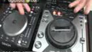 NEW Denon DNS1200 vs Pioneer CDJ400 CDUSBMedia Player [upl. by Gertrudis92]