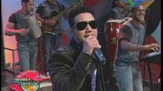 Elvis Martinez  Pero Dime  En Ustedes amp Nosotros Canal 29 [upl. by Barnaby522]