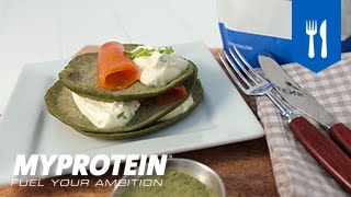 Tortitas de Proteínas con Salmón │Recetas Myprotein [upl. by Aroel]