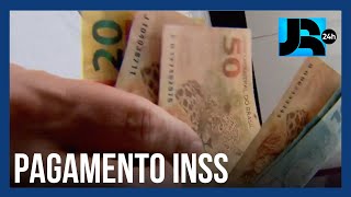 Aposentados e pensionistas do INSS começam a receber pagamento de julho nesta quinta 25 [upl. by Nahtad295]