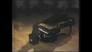 Pavel Nersessian plays Rachmaninov  Etude Tableau Op 39 No 1 Dublin 1991 [upl. by Magdaia233]