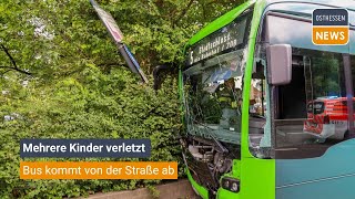 FULDA Bus kommt von der Straße ab  mehrere Kinder verletzt [upl. by Charmain708]