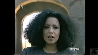 Matia Bazar con Antonella Ruggiero  Noi  Videoclip ufficiale  1987 [upl. by Lazare412]