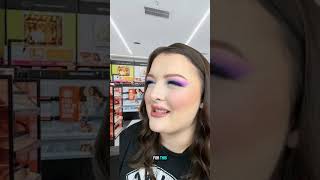 When two customers get into it…🍿👀 sephora loveisland retail karen skit comedy [upl. by Conall]