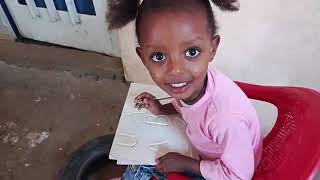 ናይ ህፃናት ፅሕፈት መለማመዲ ሰሌዳ Home made handwriting Guideboard to Kids [upl. by Anis]