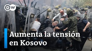 Violentos choques entre manifestantes serbokosovares y fuerzas de la OTAN [upl. by Espy488]