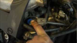 EGR valve cleaning or replacements in less then five minutes Honda Accord V6 [upl. by Siri]