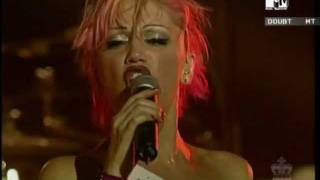 No Doubt  Live in Munich 2000  05  Just a Girl [upl. by Inail991]