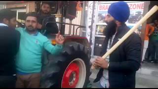 ਨਗਰ ਕੀਰਤਨ ch Bhangra pundea Da kutapa [upl. by Arabeila]