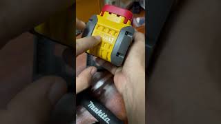 วิธีใส่ Case 912ah Dewalt Flexvolt ผลิตโดย Li industries [upl. by Zak620]