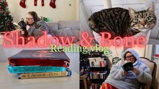 I finally read Shadow and Bone ✨ reading vlog with spoilers  bookmas 2024 day 3 🎅🏻🎄 [upl. by Vocaay]