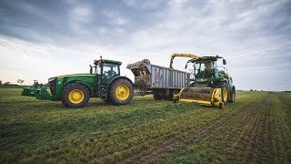 Wiślane sianokosy w Delta Agro  NOWY NABYTEK  JD 8200i  JD 8320R  JD 8310 [upl. by Otilesoj680]