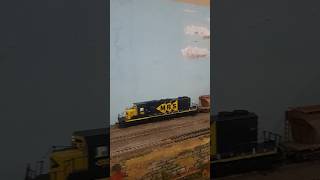 SD 402 MRS Rumo ao Sol na AMFEC  Towards the Sun at AMFEC railroad trem trains hobby railfan [upl. by Elnukeda473]