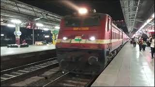 22927 Bandra Terminus Lok Shakti Express arrives at Vapi with BL WAP4 VC Aryansarodewr [upl. by Yanttirb]