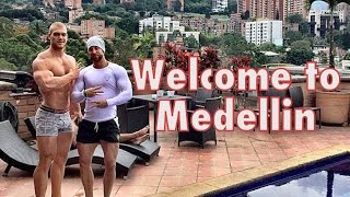 Epic Südamerika VLOG 10  Ankunft in Medellin Tour durch die RiesenCrib [upl. by Gunn]