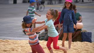 Emmentaler Switzerland und Divertimento feiern den 1 August [upl. by Yelrah]