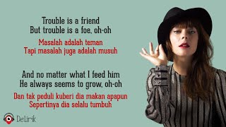 Trouble Is A Friend  Lenka Lyrics video dan terjemahan [upl. by Roselba]