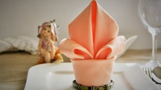 Napkin folding Lily 1 [upl. by Scornik]