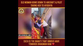 Old Woman Bows Down To Aircraft amp Pilot Taking Her To Ayodhya [upl. by Eiduj590]