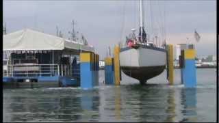 70ft  50 ton yacht lift on Sealift2 dock in Gosport  Global Surveyor [upl. by Nohsreg]