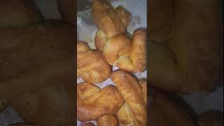 Garlic Bread Twist😋👌🏼shorts youtubeshorts streetfood [upl. by Ettenot]