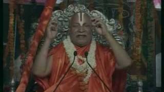 Jagadguru Rambhadracharya  Rishikesh Valmiki Ramayan Katha  4 of 9 [upl. by Joshuah]