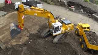 RC EXCAVATOR LIEBHERR 944 BIG RC EQUIPMENT HEAVY RC MACHINES RC LIVE ACTION TOYS [upl. by Adonis]