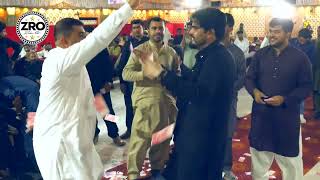 Inj lagdy Chan mahiya Naway Sajan bana lay nee Zeeshan Rokhri Live [upl. by Attelliw169]