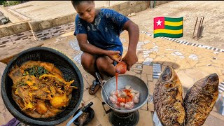 Delicious African cooking Cooking a Mouthwatering 1 meal in Lomé Togo West Africa 🌍 [upl. by Vashtia366]