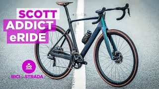 Nuova Scott Addict eRIDE sembra una Addict ma è una eRoad bike [upl. by Kaczer]