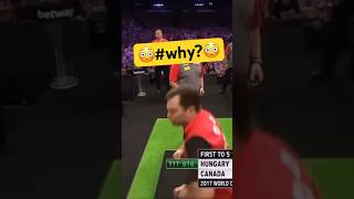 🧨was macht er da showmaker 😬World Cup of Darts 2017 Dart Canada [upl. by Nnawaj]