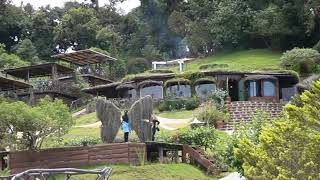 Visita al pueblo de los HOBBITS llamado Hobbitenango en la Antigua Guatemala [upl. by Nnylimaj]