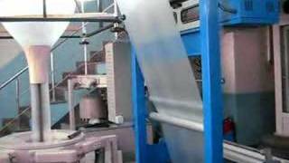 FABRICATION DE FILM PLASTIQUE PAR extrudeuse plastique [upl. by Nynahs132]