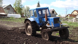 Minsk tractor mtz50 plowing  МТЗ50Л вспашка [upl. by Johny]