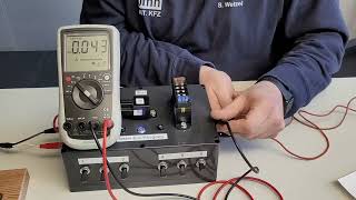 KFZSicherung prüfen mit Multimeter [upl. by Narik]