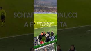 Schiaffo di Bonucci al dirigente dellInter quotFai lincaato Ma vergognati Vai via vaiquot [upl. by Anatak114]