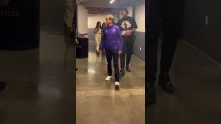 DeMar DeRozan Gets Standing Ovation from Kings Fans After Bulls SignAndTrade [upl. by Branca47]