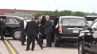 The doors of the US Presidential Limousine Cadillac are THICK quotThe beastquot [upl. by Oraneg]