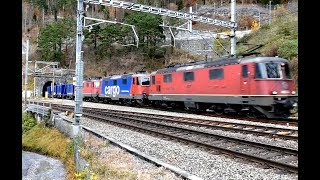 Dreifachtraktion Re 420  Züge auf der GotthardbahnWinter 2017Axenunnel Flüelen [upl. by Aneeles960]